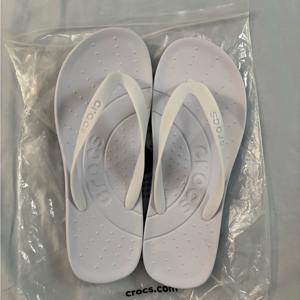 CROCS flip flops
